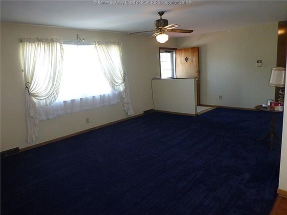 4th image of 2725 Chesterfield Ave