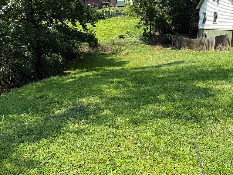 25 Ridge Ave — Photo 16