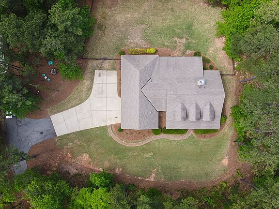 2nd image of 3450 McKee Rd