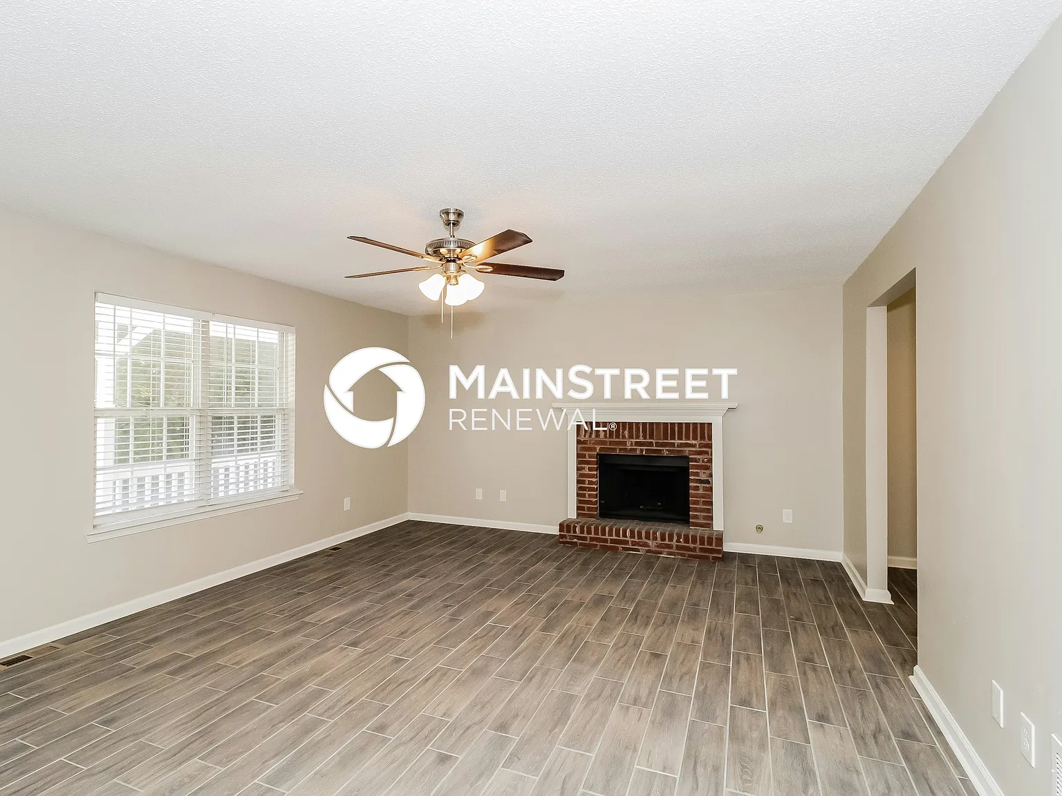 377 Johnstons Dr, — Photo 4