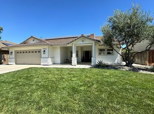 1460 Spyglass Dr, Lemoore, CA 93245