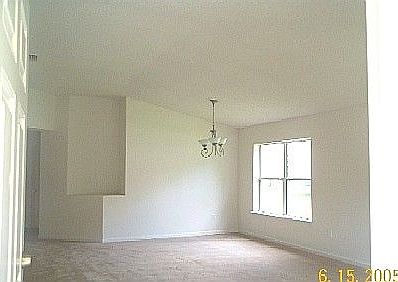 3rd image of 13 Richardson Dr