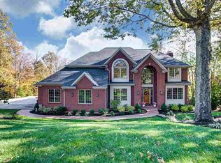 766 Pointe Dr, Crescent Springs, KY 41017