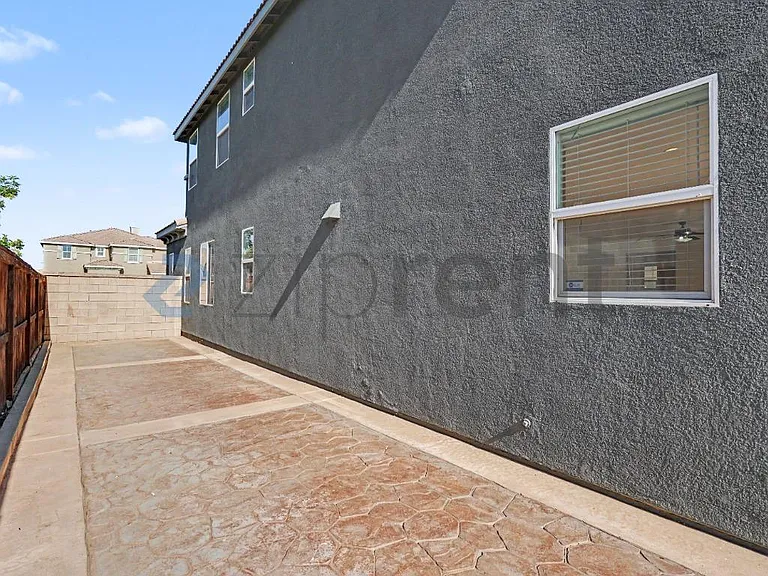 1854 Bankstown Way — Photo 41