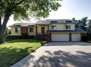 1306 S Oak Run Pl, Springfield, MO 65809