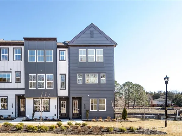 4623 Swan Meadow Ln, Charlotte, NC 28226