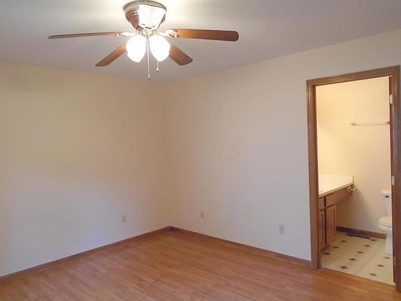 4th image of 184 Greer Dr E
