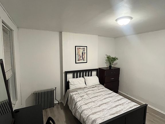 4th image of 3321 Snyder Ave #1