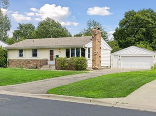 5821 5th St NE, Fridley, MN 55432