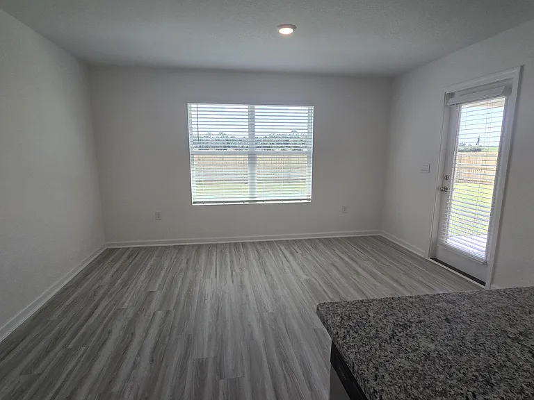 22050 Aleutian Ave — Photo 19