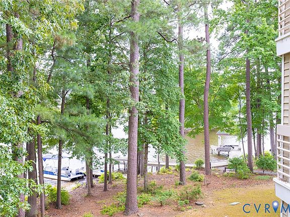 2nd image of 222 Water Pointe Ct