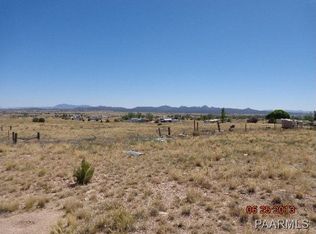 17 W Dove Dr, Paulden, AZ 86334