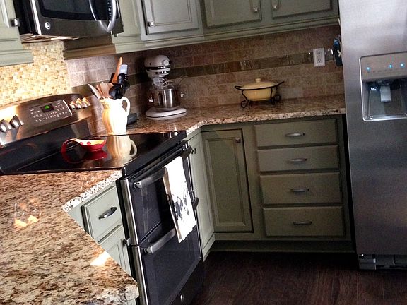 Granite, Double oven!