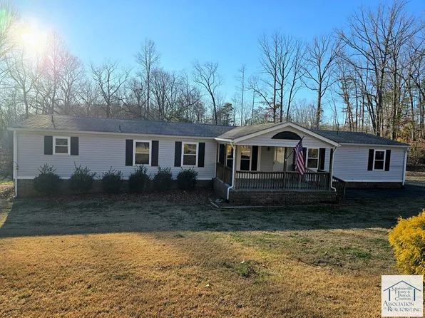76 Yancy Dr, Bassett, VA 24055