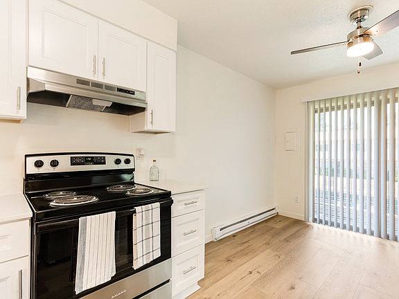 5th image of 6170 SW Lombard Ave #41