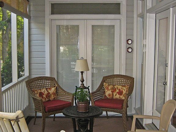 Screened Back Porch