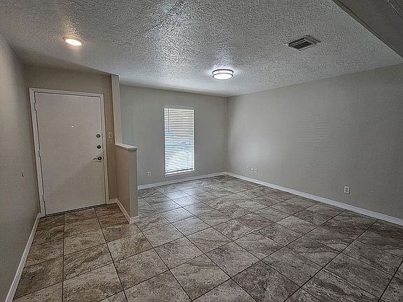 2nd image of 5005 Plum St