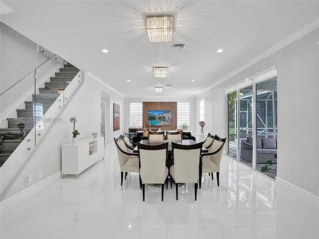 2526 Hunters Run Way — Photo 8