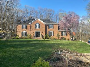 17 Daniels Rd, Boonton, NJ 07005