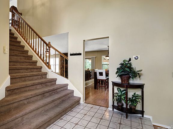 4th image of 7521 Sidbury Circle