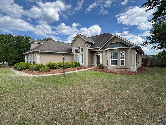 2nd image of 312 Twelve Oaks Dr