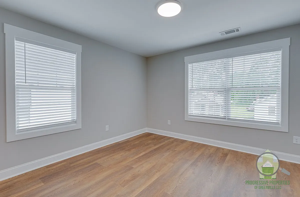 10 Howard Street Unit B - 1 — Photo 3