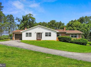 29 Woodcrest Dr, Carlisle, PA 17015