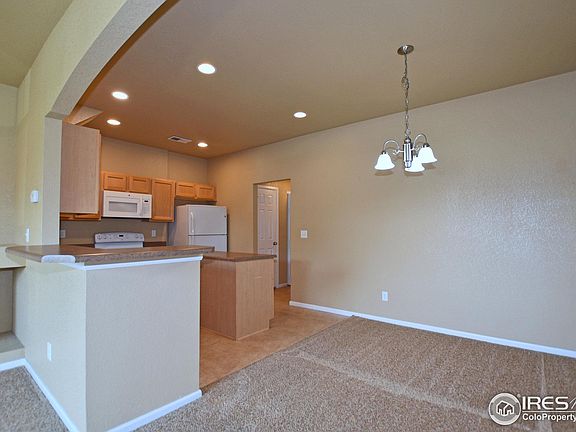5th image of 6349 Orchard Park Dr Unit 4