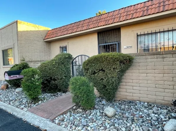 2030 S Pleasant Valley Dr, Tucson, AZ 85710