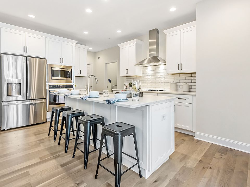 The Ascot Model Gourmet Kitchen