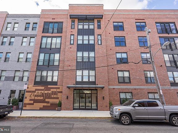 2nd image of 600 S 24th St Unit 211
