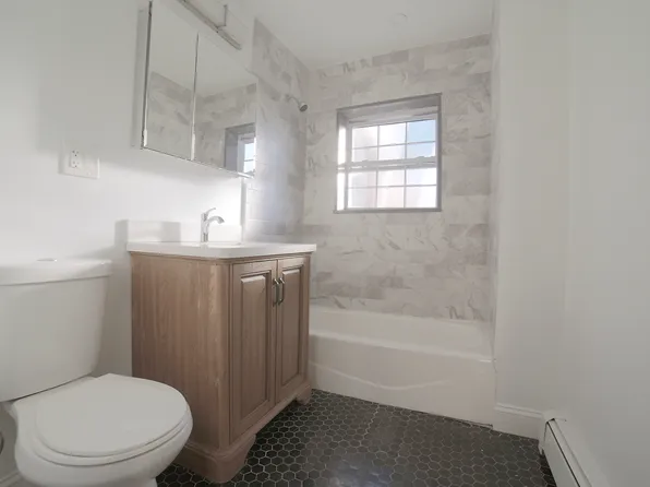 768 East 230th Street image 4 of 6