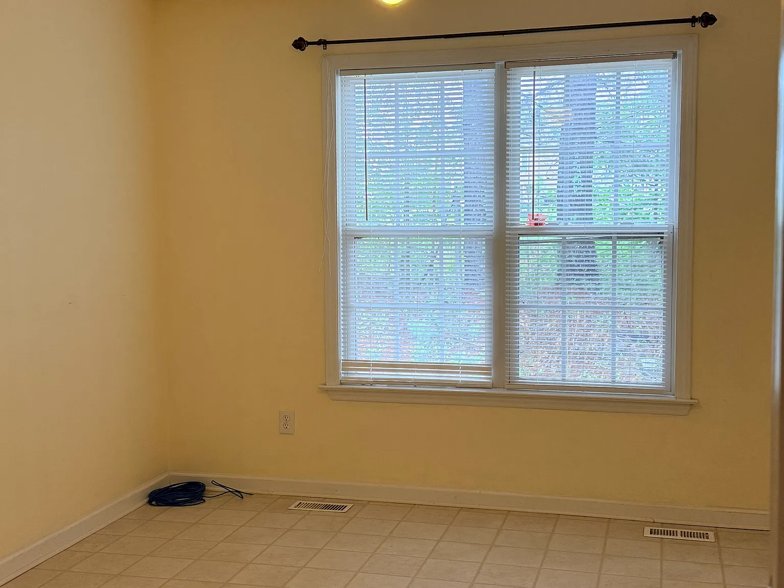 2 bed, 1038 sqft, $1,500 — Photo 4