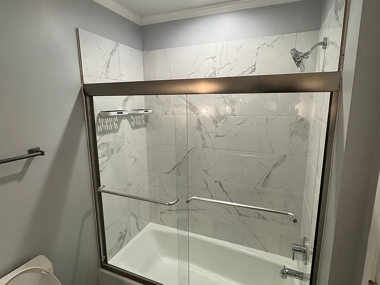 2102 Oakcrest Ct — Photo 10