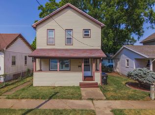 712 N Morris Ave, Bloomington, IL 61701