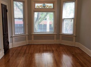 1837 W Roscoe St #2, Chicago, IL 60657