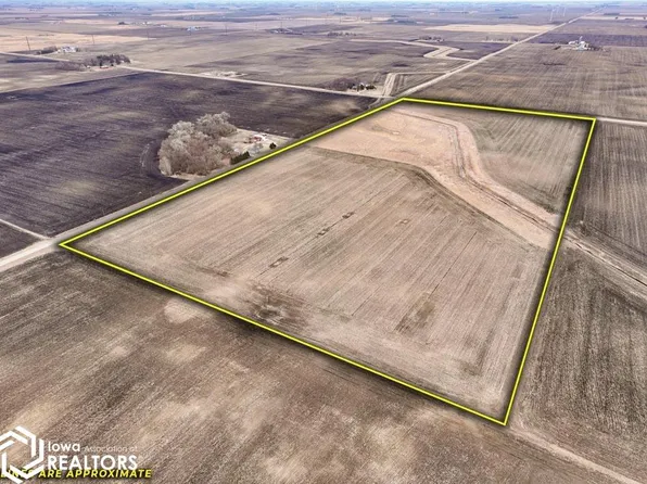 1998 450th St, Buffalo Center, IA 50424