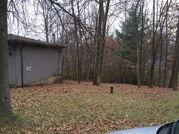 3rd image of 1283 Kreigh Ln
