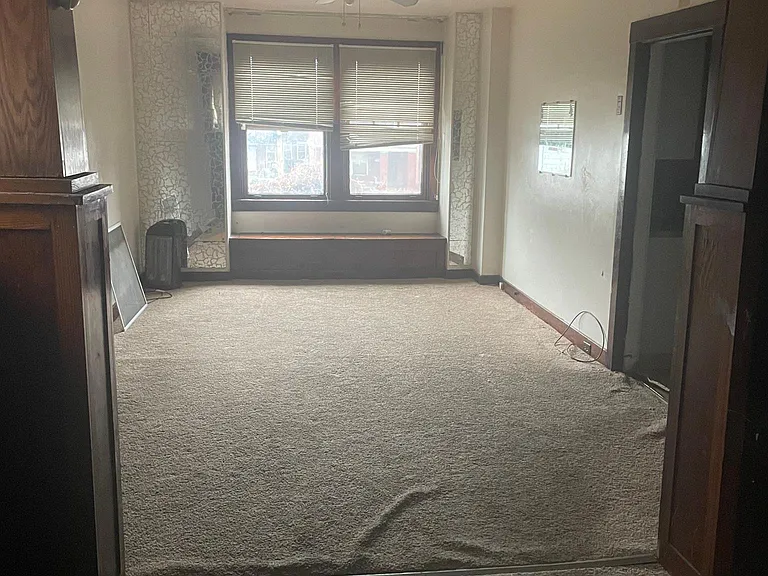 7031 Idlewild St — Photo 1