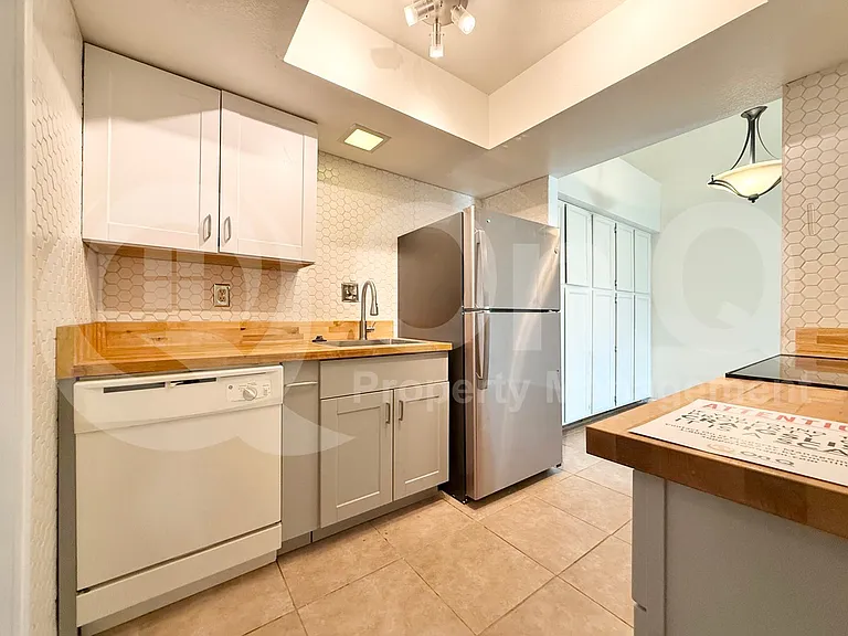 629 N Mesa Dr #15 — Photo 4