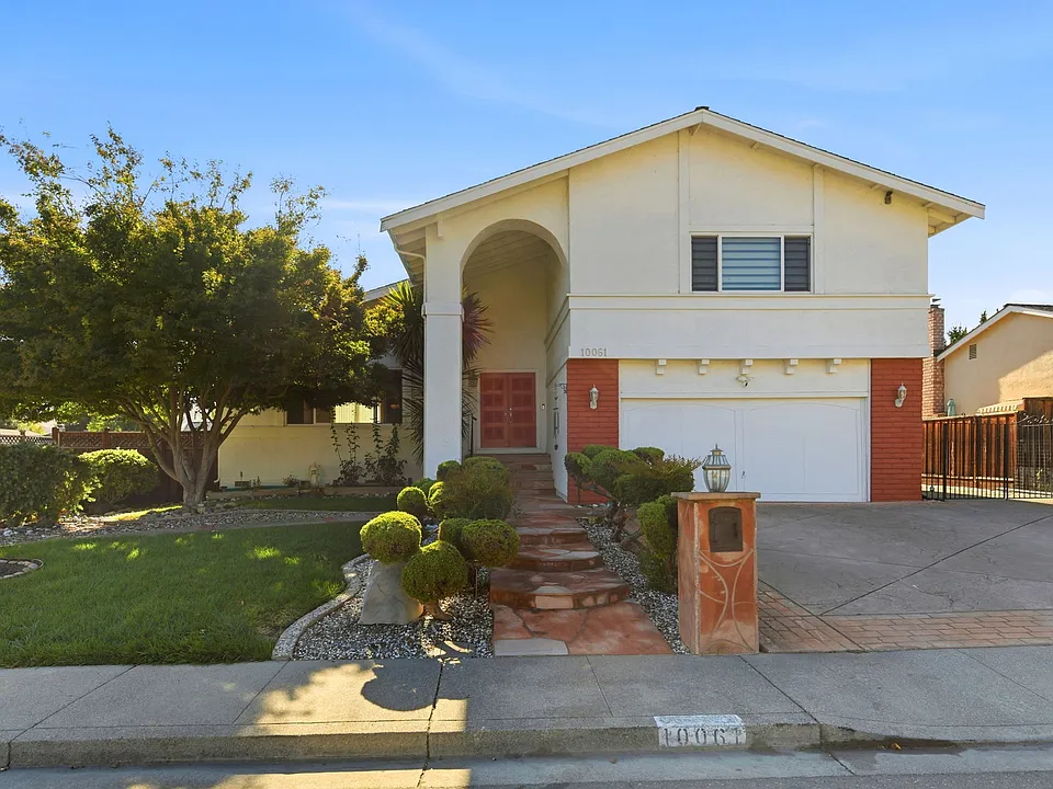 10061 El Dorado Dr