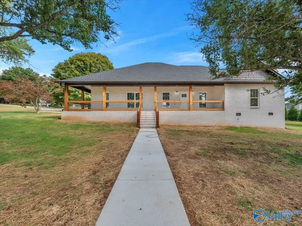 101 Whitetail Dr, Huntsville, AL 35811