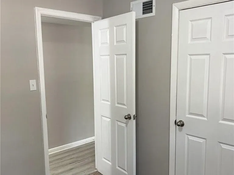 1445 Thelbert Dr — Photo 11