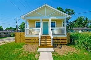 2nd image of 3076 N Dorgenois St