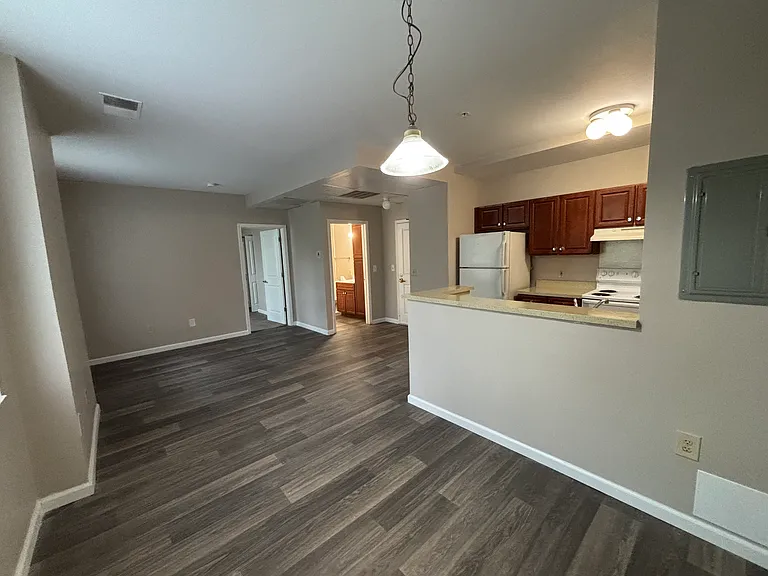 Homer G. Phillips Senior Apartments — Photo 36