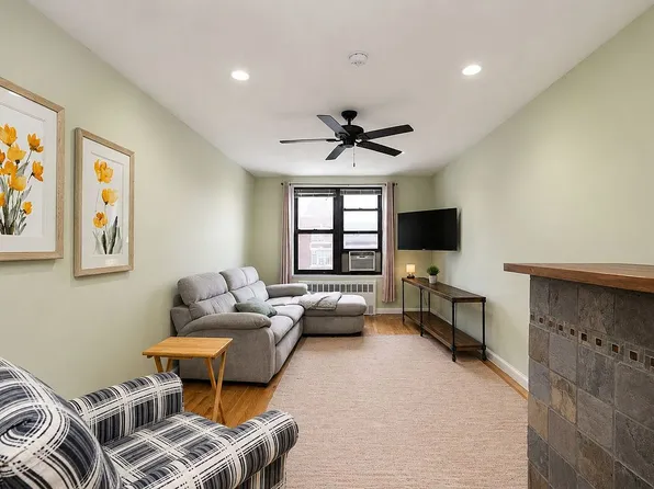 9040 Fort Hamilton Pkwy APT 6D, Brooklyn, NY 11209