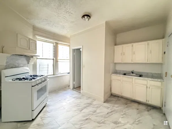 79 Jackson St, Newark, NJ