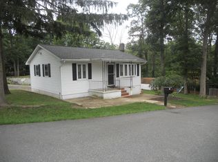20 Billinge Rd, Hopatcong, NJ 07843