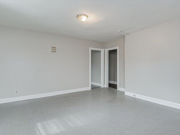 3rd image of 200 E Antietam St #6