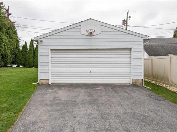 4th image of 512 Greenwood Ave